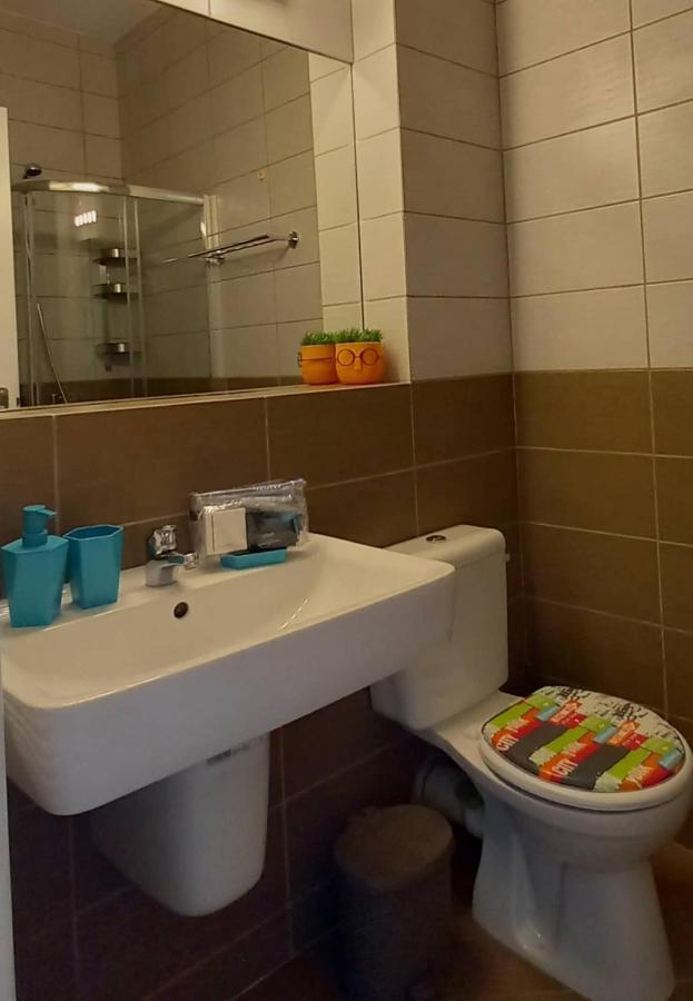 Popart -Spacious 3Rdfl 1Bdr W/Balcony/View Apartment Athens Luaran gambar